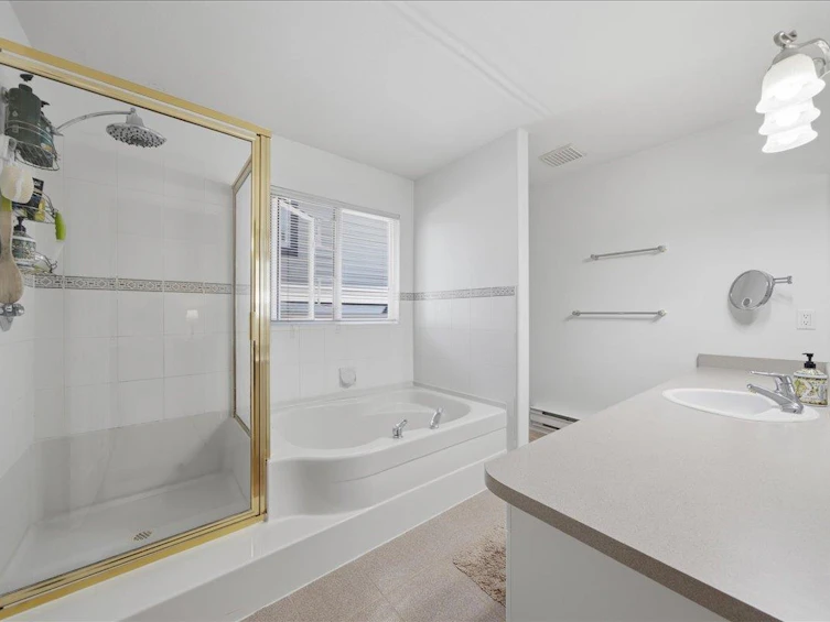 1594 Plateau Crescent, Coquitlam, BC, V3E 3B3 - 18