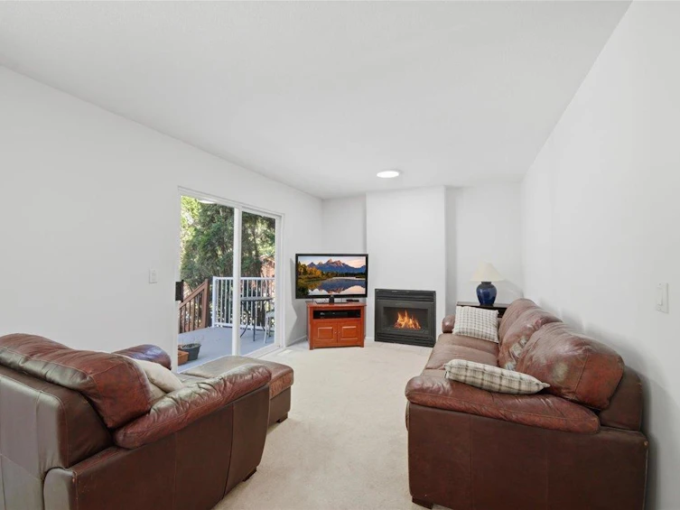 1594 Plateau Crescent, Coquitlam, BC, V3E 3B3 - 13
