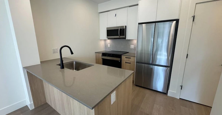 40X-10065 133 Street, Surrey, BC, V3T 3Y6