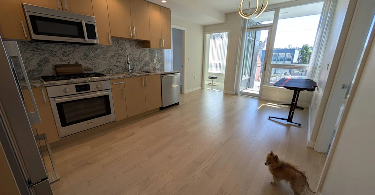 4FL-1708 Ontario Street, Vancouver, BC, V5T 0J7