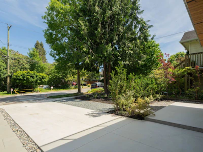 1-4161 Windsor Street - 3