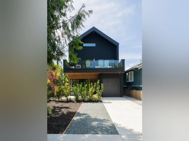 1-4161 Windsor Street, Vancouver, BC, V5V 4P2 - 2