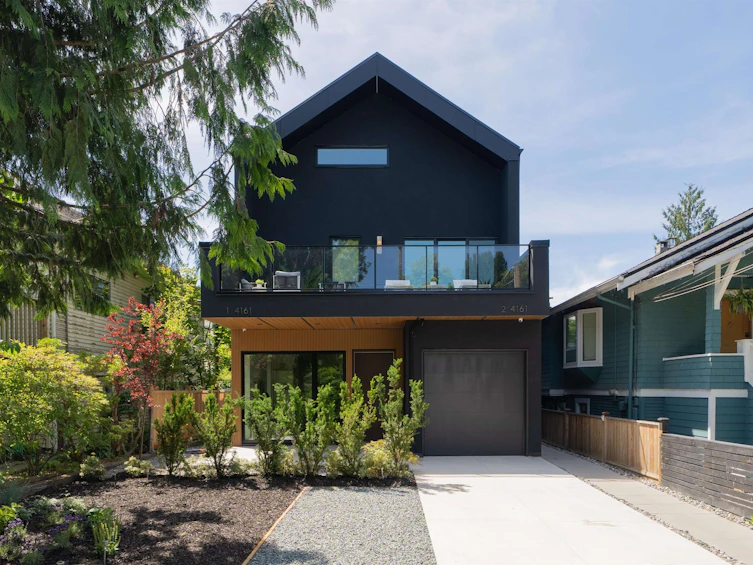 1-4161 Windsor Street, Vancouver, BC, V5V 4P2