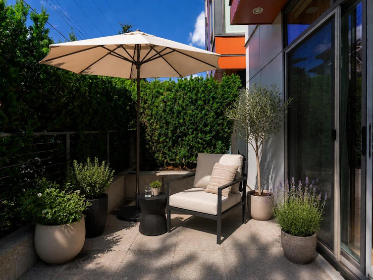 637 Victoria Drive, Vancouver, BC, V5L 0C3 - 17
