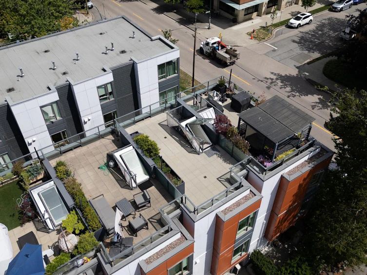 637 Victoria Drive, Vancouver, BC, V5L 0C3 - 33