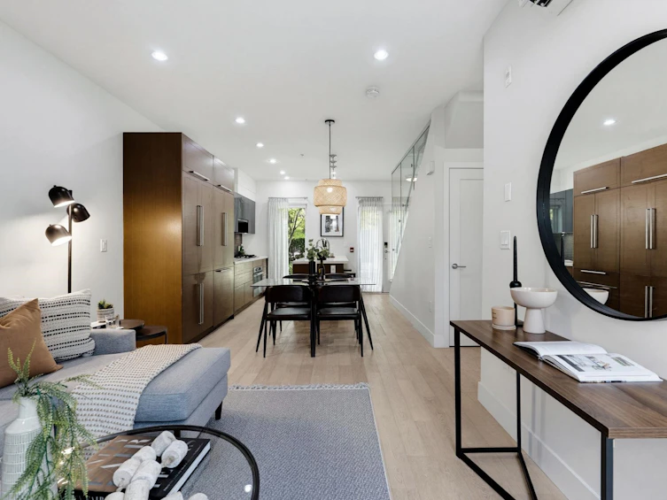 637 Victoria Drive, Vancouver, BC, V5L 0C3 - 5