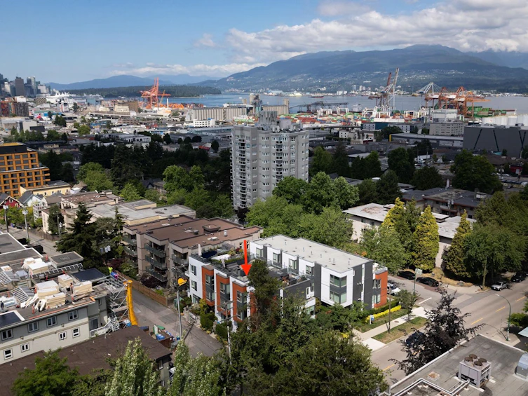637 Victoria Drive, Vancouver, BC, V5L 0C3 - 31
