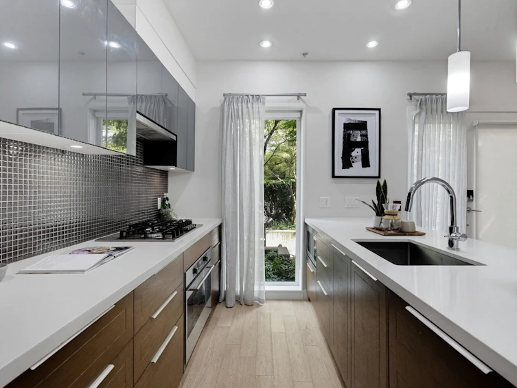 637 Victoria Drive, Vancouver, BC, V5L 0C3 - 15