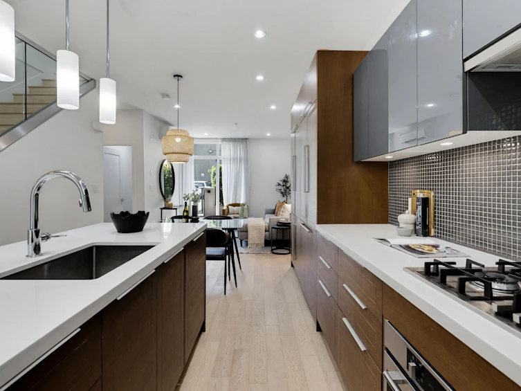 637 Victoria Drive, Vancouver, BC, V5L 0C3 - 14