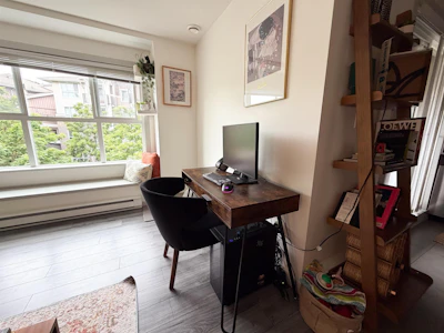 312-5775 Irmin Street - 4