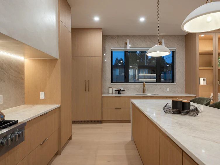 805 Prospect Street, Coquitlam, BC, V3J 6E8 - 11