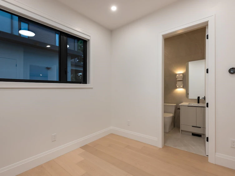 805 Prospect Street, Coquitlam, BC, V3J 6E8 - 20
