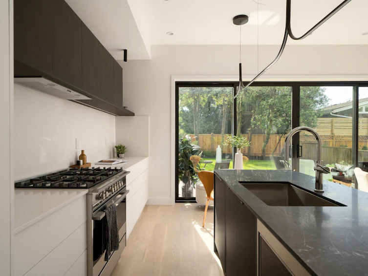 2-4161 Windsor Street, Vancouver, BC, V5V 4P2 - 11