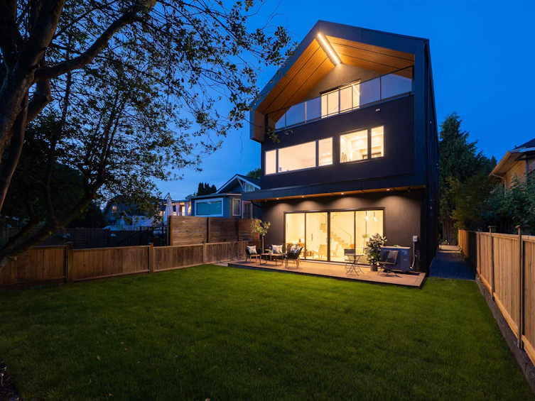 2-4161 Windsor Street, Vancouver, BC, V5V 4P2 - 32