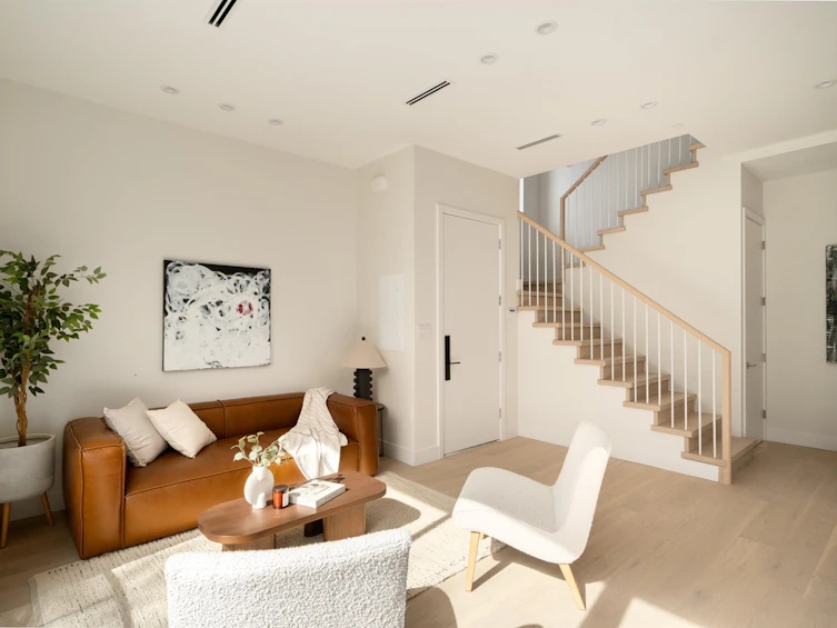 2-4161 Windsor Street, Vancouver, BC, V5V 4P2 - 3