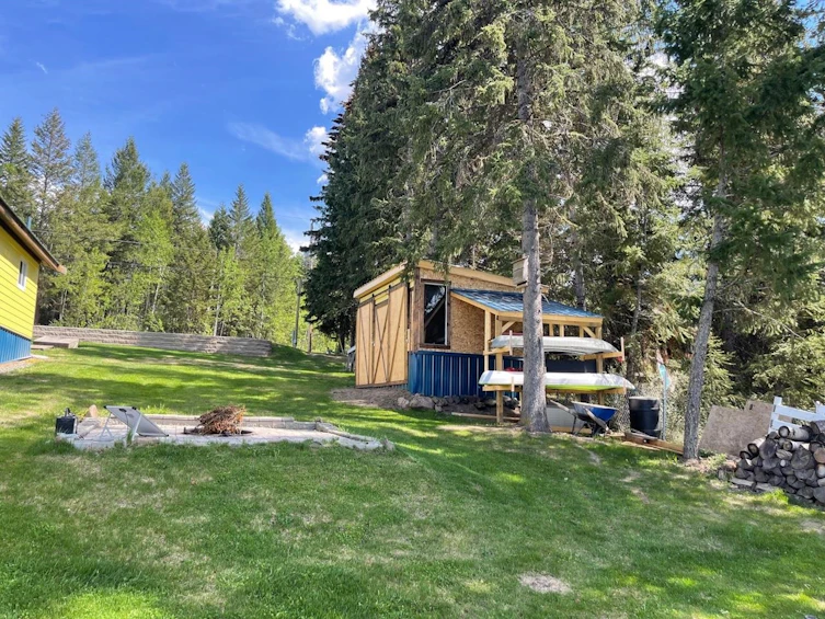 7552 Mickelsen Road, Sheridan Lake, BC, V0K 1E0 - 9