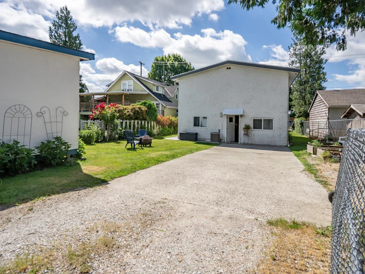 33561 7 Avenue, Mission, BC, V2V 2E8 - 34