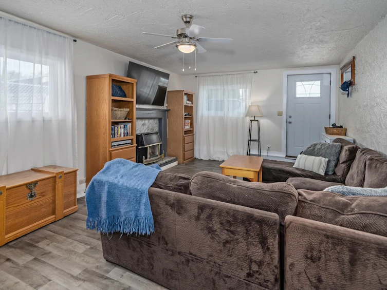 33561 7 Avenue, Mission, BC, V2V 2E8 - 27