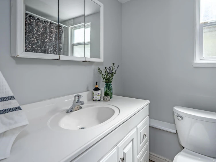 33561 7 Avenue, Mission, BC, V2V 2E8 - 25