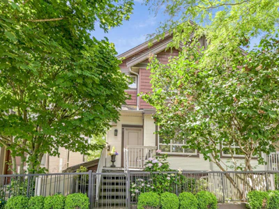 7-19560 68 Avenue - 3