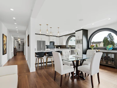 101-15219 Royal Avenue - 3
