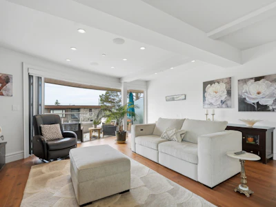 101-15219 Royal Avenue - 5