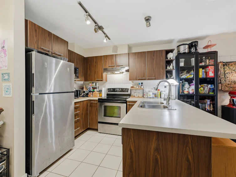 311-4868 Brentwood Drive, Burnaby, BC, V5C 0C2 - 5