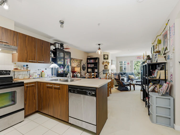 311-4868 Brentwood Drive, Burnaby, BC, V5C 0C2 - 7