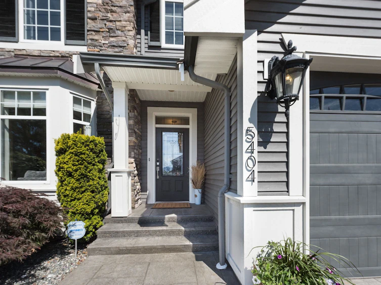 5404 Chinook Street, Chilliwack, BC, V2R 0A6 - 2