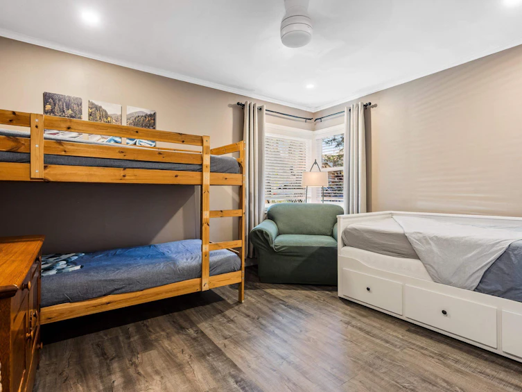 361 Pine Street, Cultus Lake, BC, V2R 4Y9 - 16