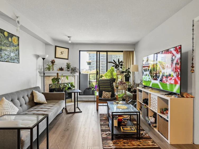 602-6611 Cooney Road, Richmond, BC, V6Y 4C5 - 2