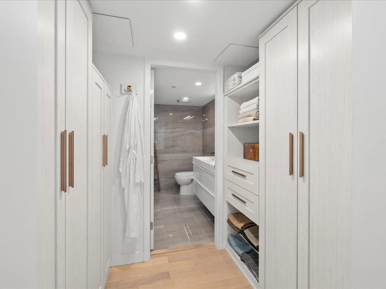 708-188 E Esplanade, North Vancouver, BC, V7L 4Y1 - 17