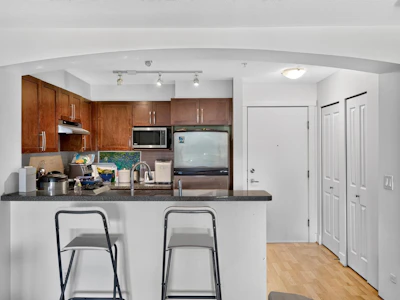 311-5725 Agronomy Road - 4