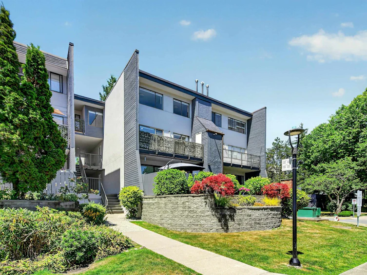 7330 Coronado Drive, Burnaby, BC, V5A 1R1