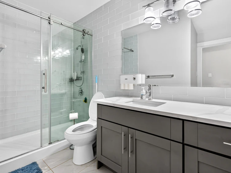 7330 Coronado Drive, Burnaby, BC, V5A 1R1 - 11