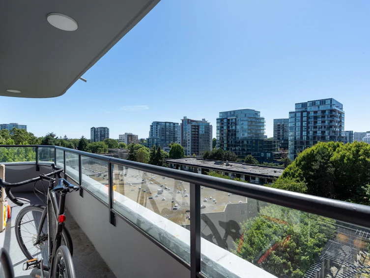 910-6611 Cooney Road, Richmond, BC, V6Y 4C5 - 12