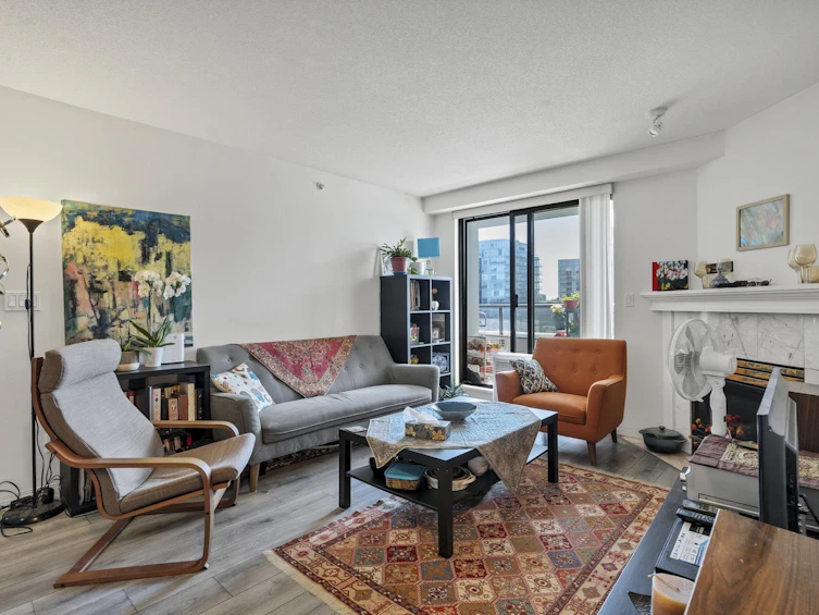 910-6611 Cooney Road, Richmond, BC, V6Y 4C5 - 3