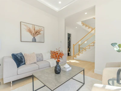 7128 204 Street - 4