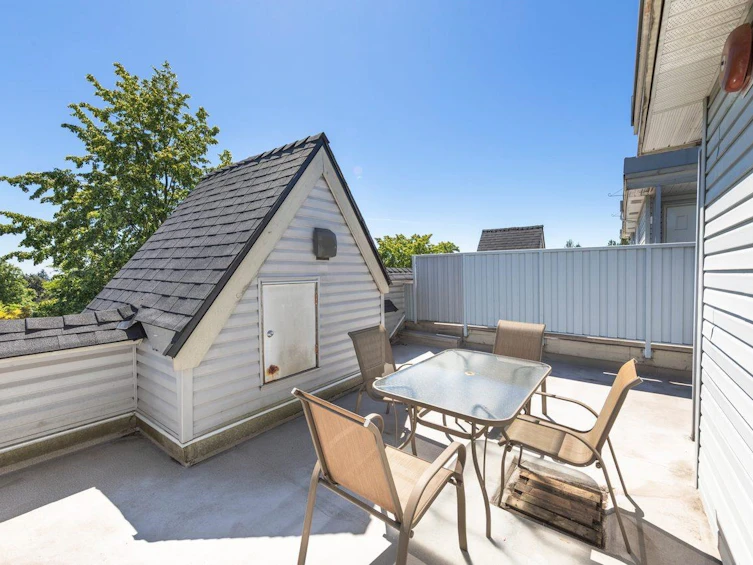 7317 Magnolia Terrace, Burnaby, BC, V5E 4M3 - 22