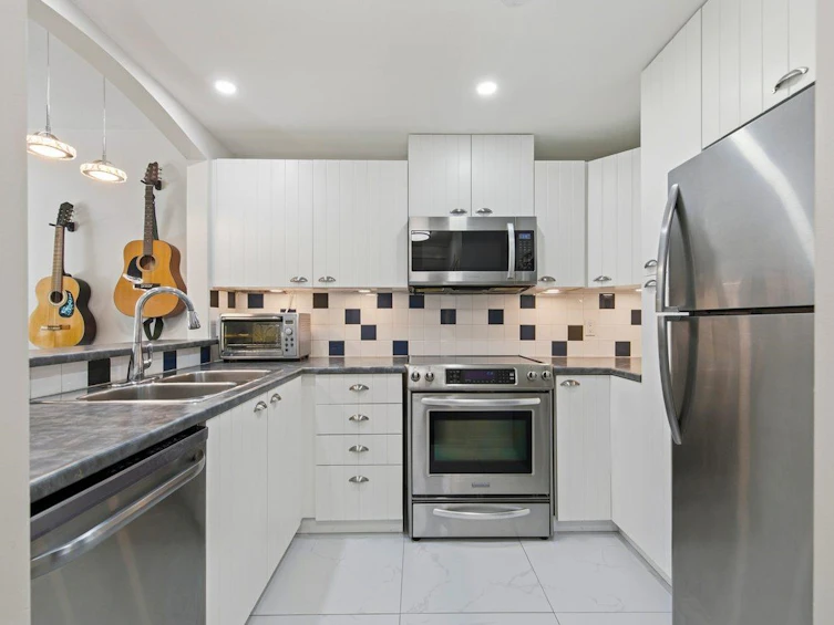 7317 Magnolia Terrace, Burnaby, BC, V5E 4M3 - 8