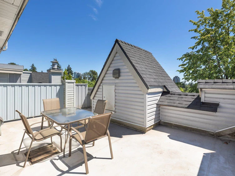 7317 Magnolia Terrace, Burnaby, BC, V5E 4M3
