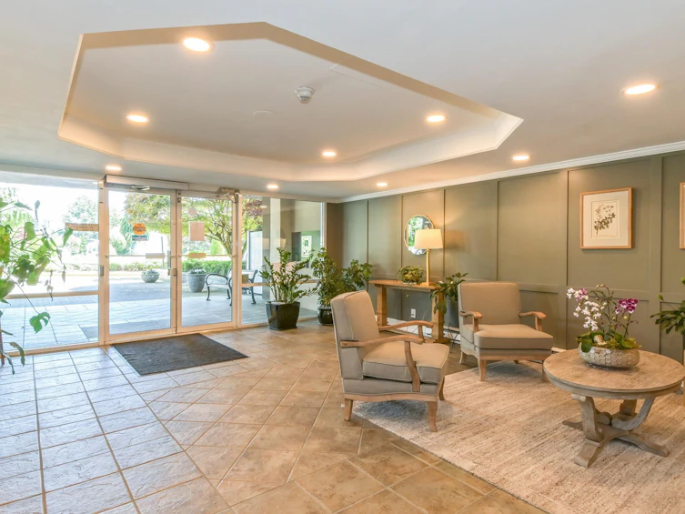 304-3150 Gladwin Road, Abbotsford, BC, V2T 5S9 - 3