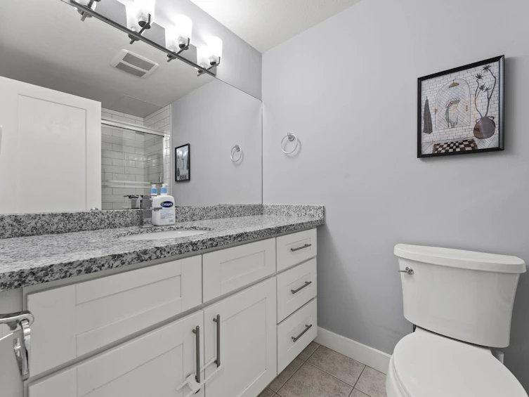 204-330 Cedar Street, New Westminster, BC, V3L 3P1 - 17