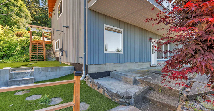 Ground Level-637 Alpine Court, North Vancouver, BC, V7R 2L7 - 24