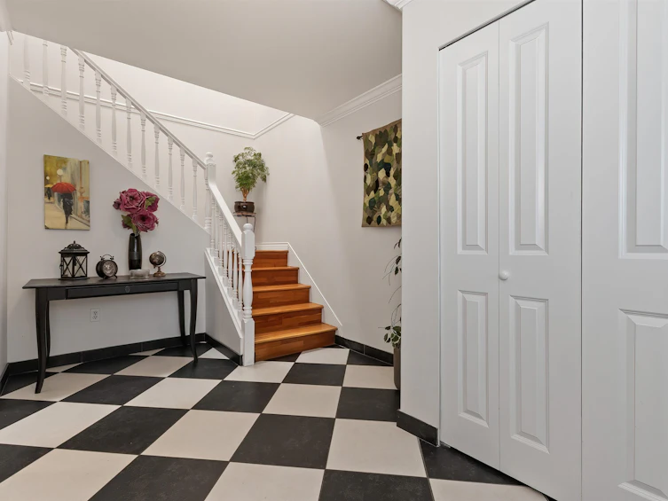 1258 Benneck Way, Port Coquitlam, BC, V3C 5Y8 - 5