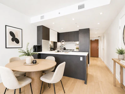 705-288 W 1st Avenue - 2