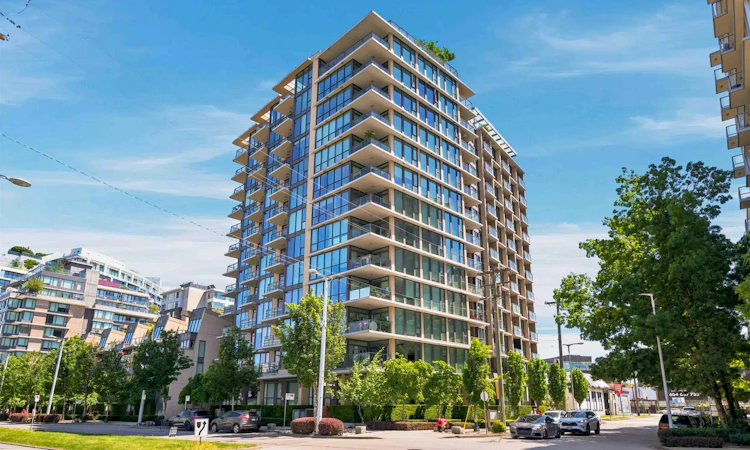 705-288 W 1st Avenue