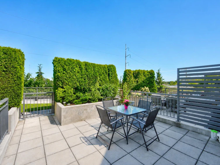3-10800 No. 5 Road, Richmond, BC, V6W 0C2 - 3