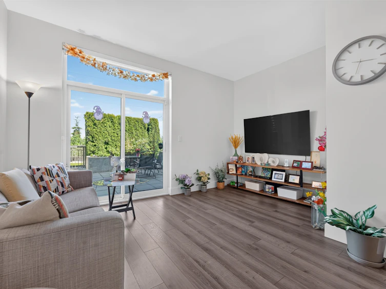 3-10800 No. 5 Road, Richmond, BC, V6W 0C2 - 8