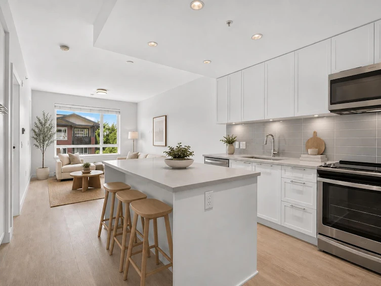 404-2382 Atkins Avenue, Port Coquitlam, BC, V3C 0G7